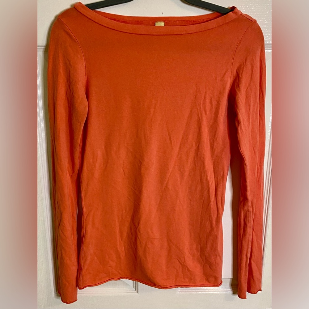 ANTHROPOLOGIE OPEN NECK LONG SLEEVE YOGA TOP